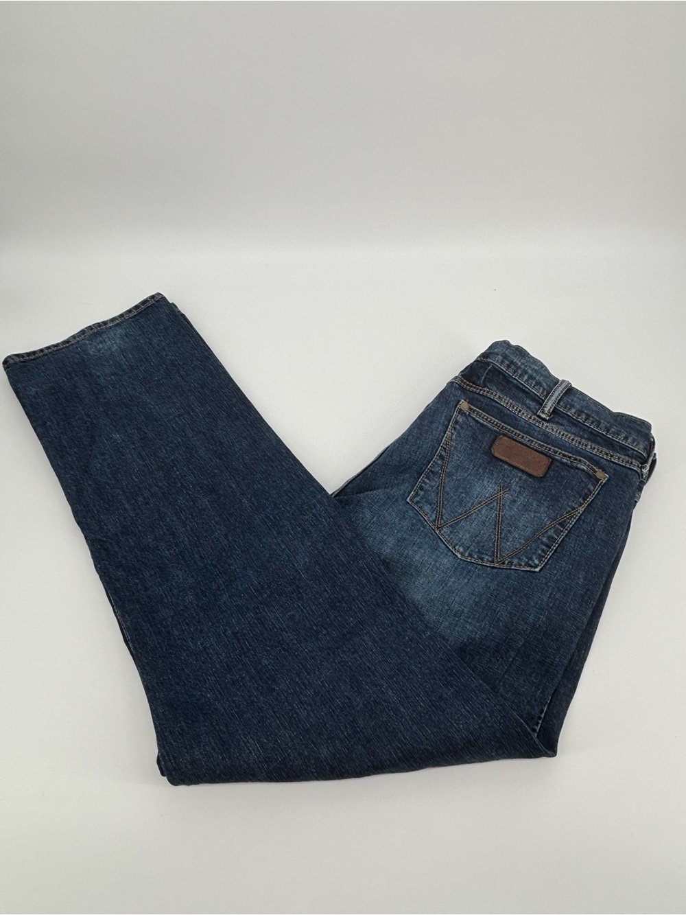 Wrangler retro slim straight Jeans Men 38x34 Blue Denim Stretch WLT88BZ Whiskere